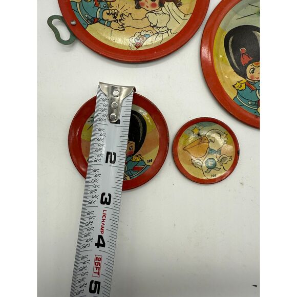 Vintage Lot 4 TIN CHILD TEA SET Plates Bride Groom Pelican Cup OHIO ART - Picture 8 of 9
